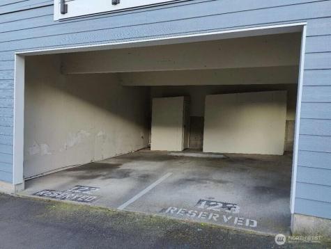 2411 S 248th Street Kent WA 98032