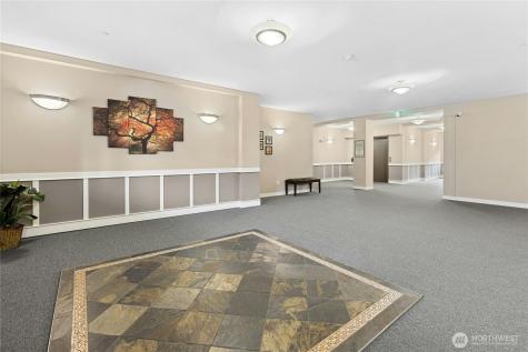 1736 10th Avenue NE Issaquah WA 98209