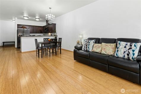 1736 10th Avenue NE Issaquah WA 98209