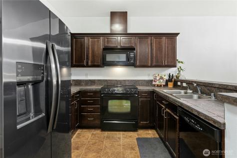 1736 10th Avenue NE Issaquah WA 98209