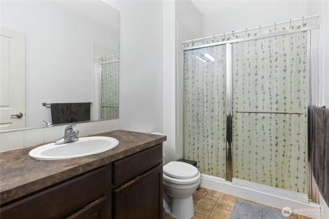 1736 10th Avenue NE Issaquah WA 98209