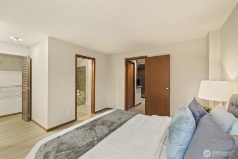 2350 10th Avenue E Seattle WA 98102