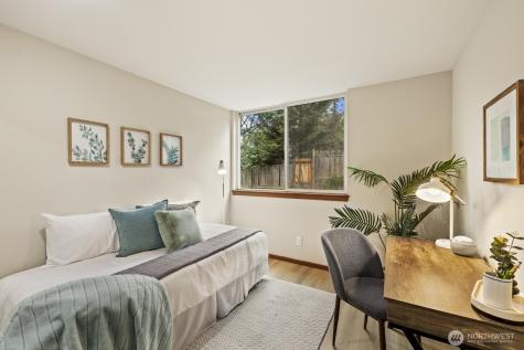 2350 10th Avenue E Seattle WA 98102