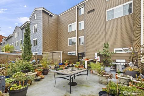2350 10th Avenue E Seattle WA 98102