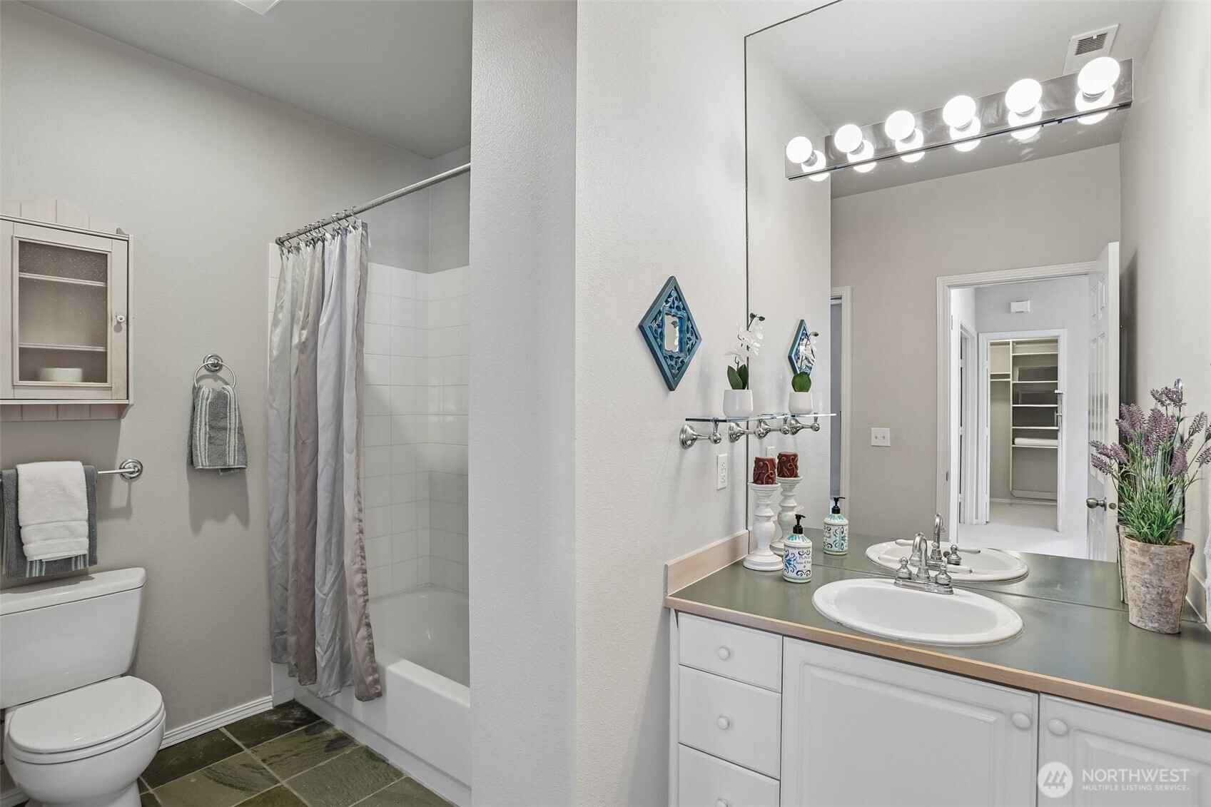 440 S 51st Court Renton WA 98055