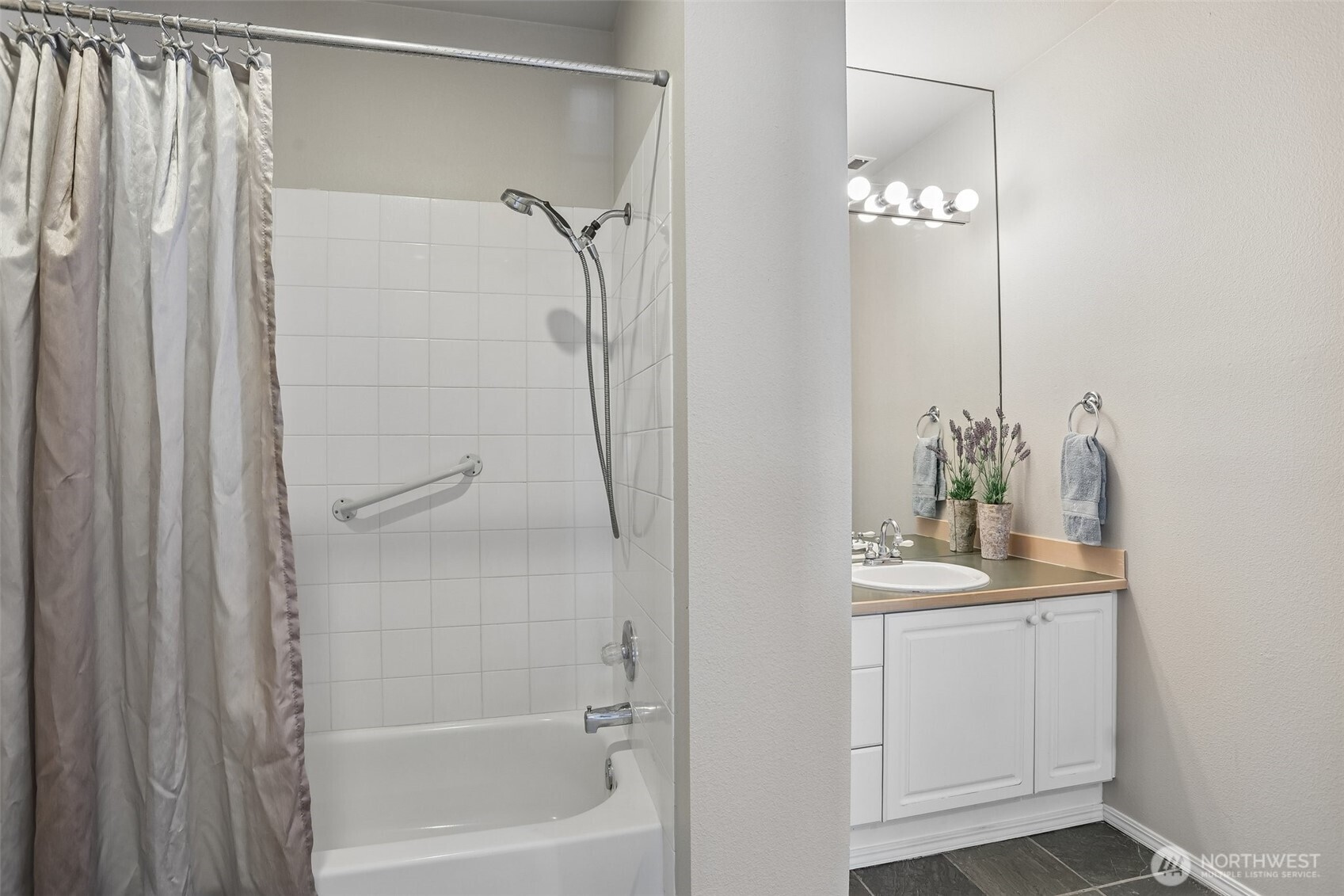 440 S 51st Court Renton WA 98055