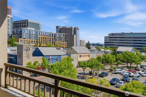 111 108th Avenue NE Bellevue WA 98004