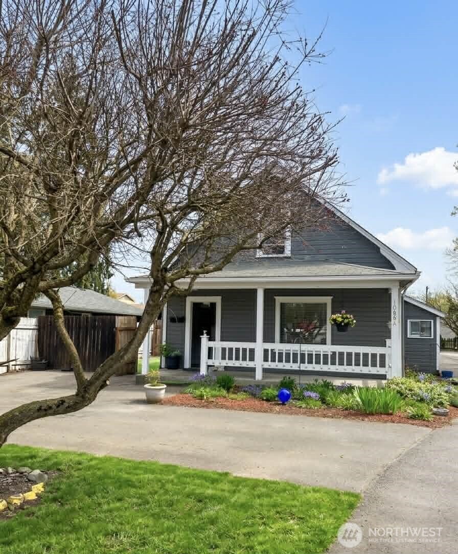 1088 Beach Avenue Marysville WA 98270