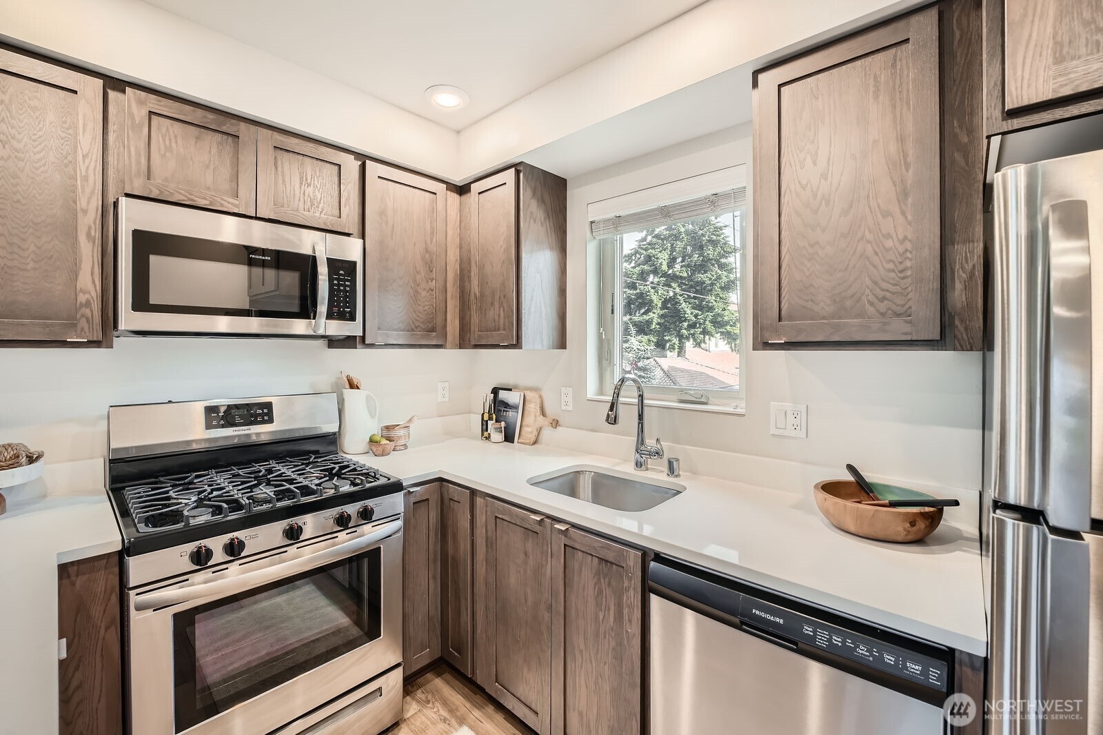 1803 SW 96th Lane Seattle WA 98106