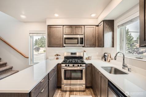 1803 SW 96th Lane Seattle WA 98106