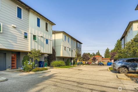 1803 SW 96th Lane Seattle WA 98106