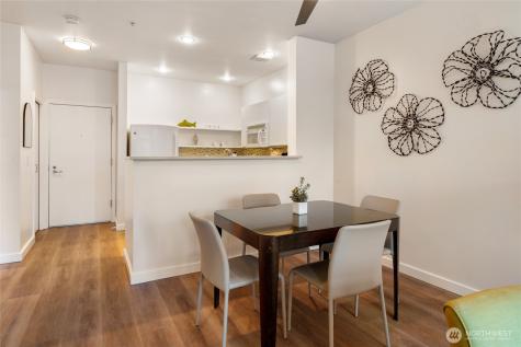 2415 2nd Avenue Seattle WA 98121