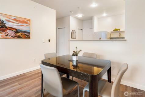2415 2nd Avenue Seattle WA 98121