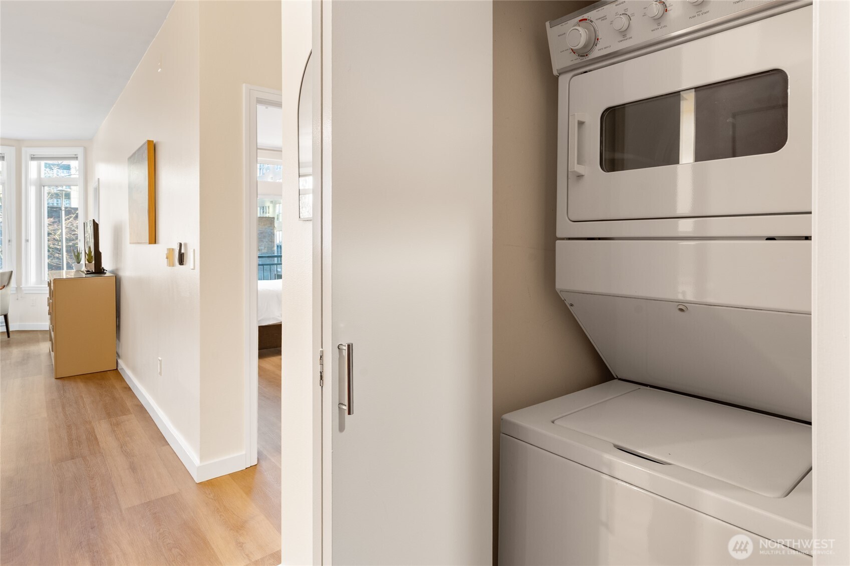 2415 2nd Avenue Seattle WA 98121