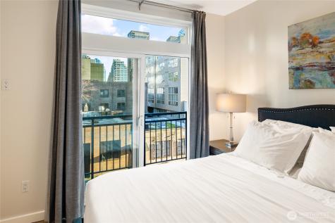 2415 2nd Avenue Seattle WA 98121