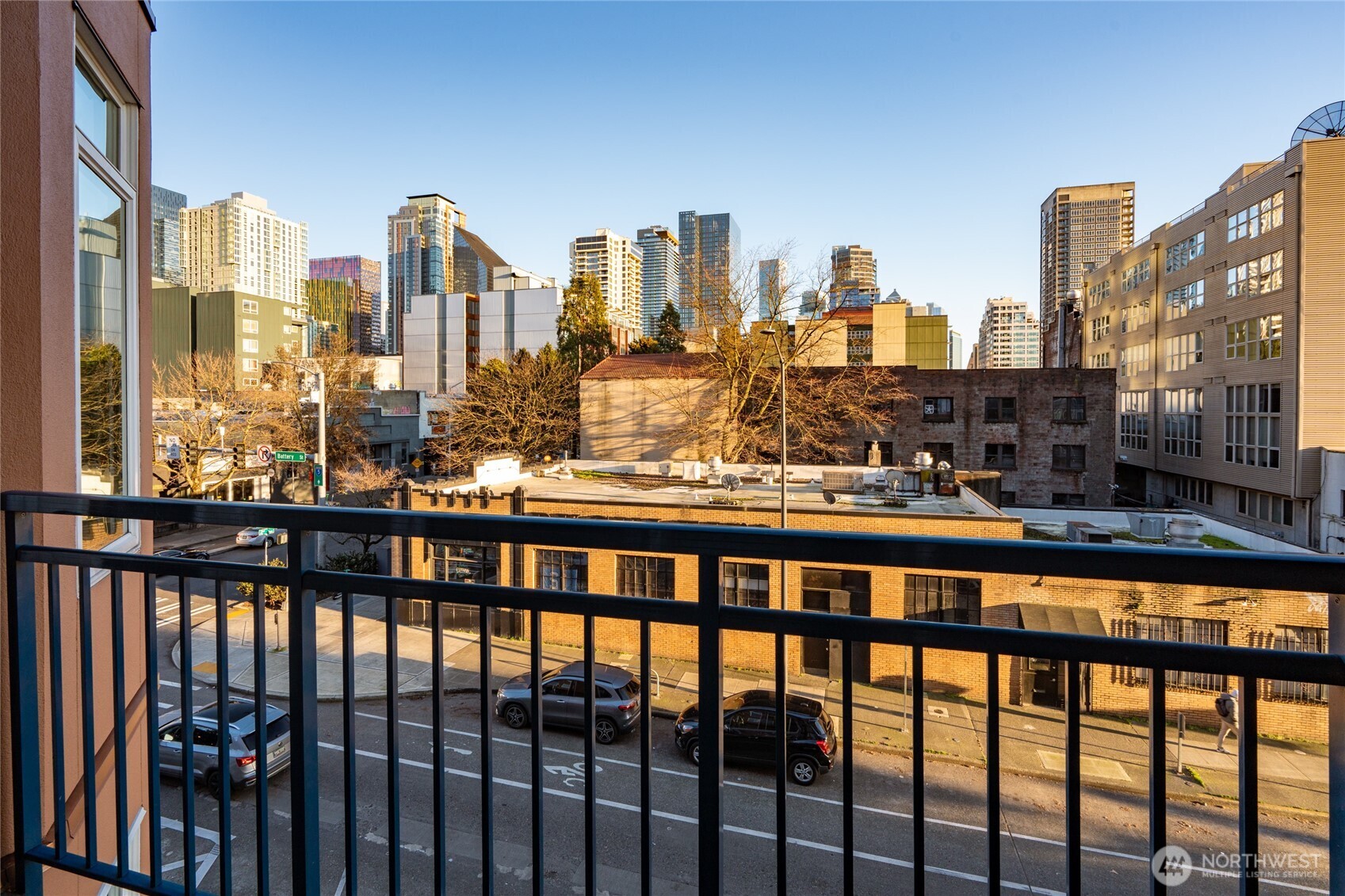 2415 2nd Avenue Seattle WA 98121