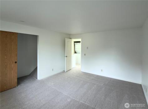 8013 NE 177th Court Kenmore WA 98028