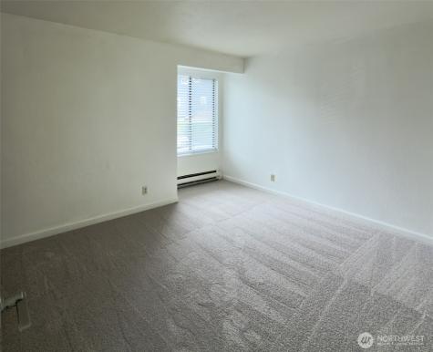 8013 NE 177th Court Kenmore WA 98028