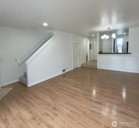 8013 NE 177th Court Kenmore WA 98028