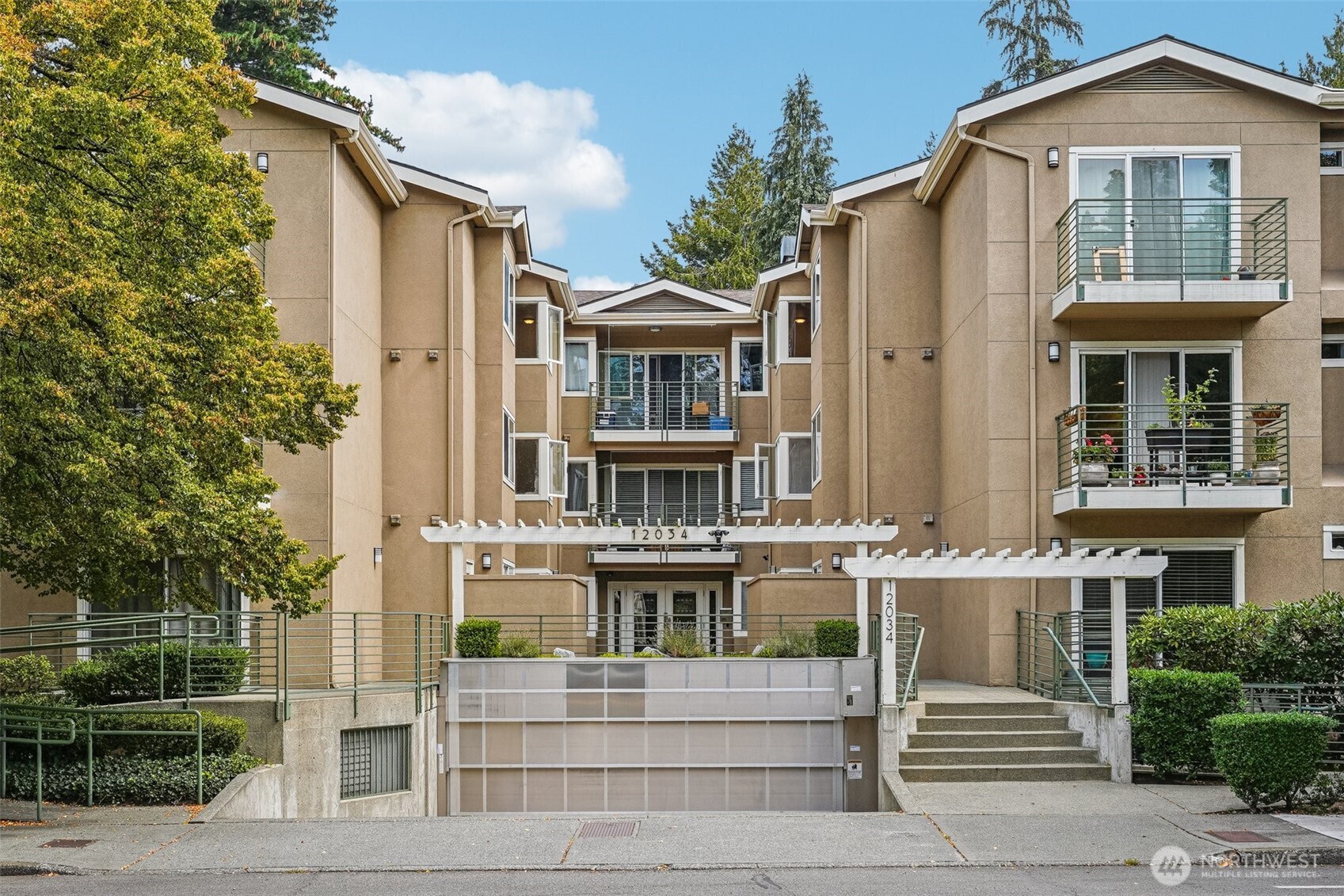 12034 15th Avenue NE Seattle WA 98125