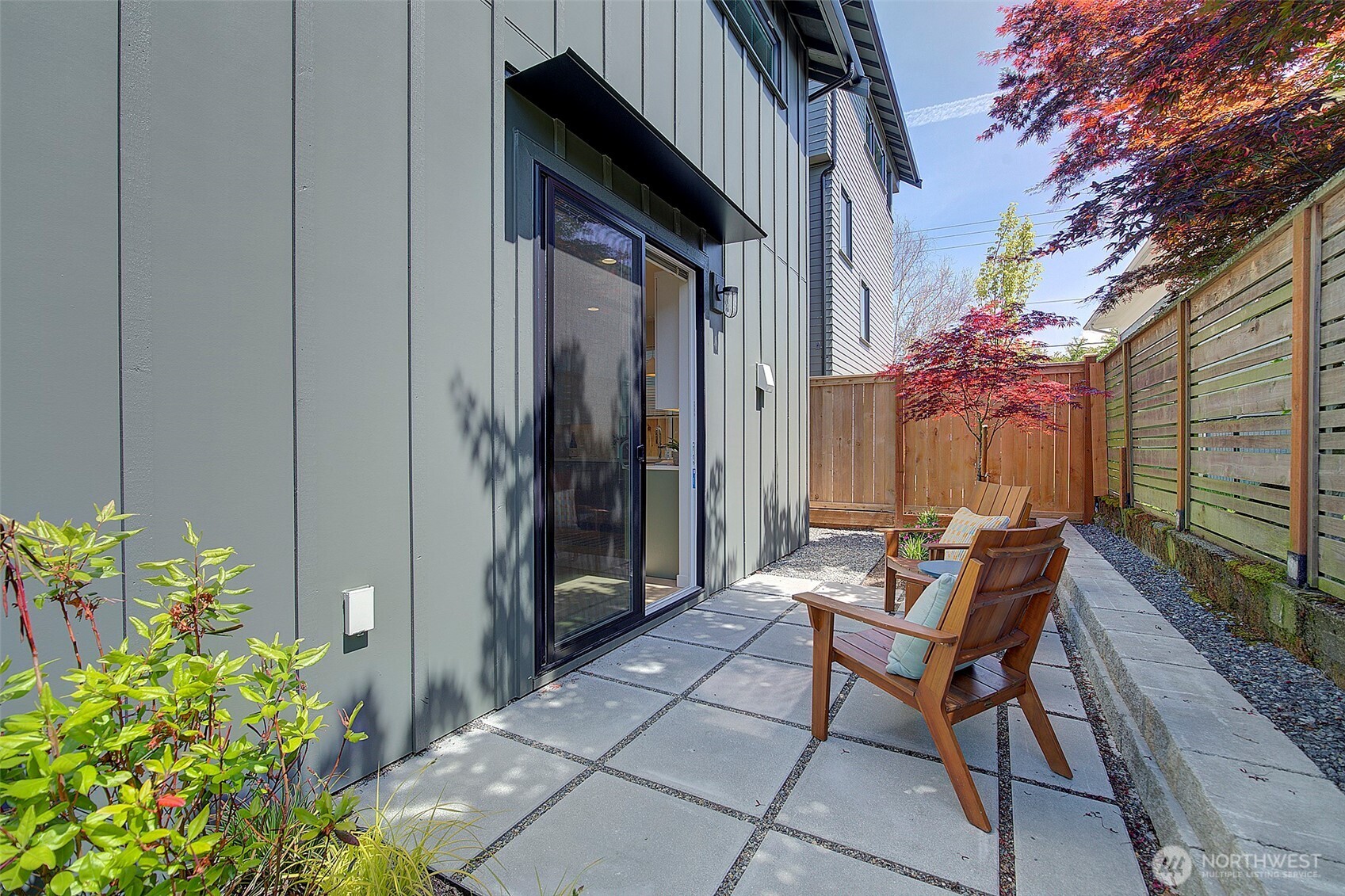 8319 25th Avenue NW Seattle WA 98117