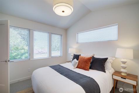 8319 25th Avenue NW Seattle WA 98117