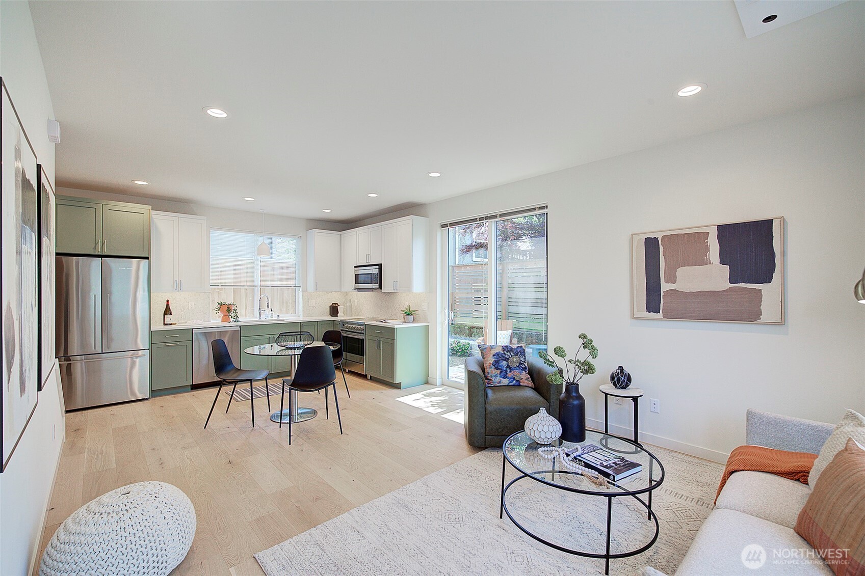 8319 25th Avenue NW Seattle WA 98117