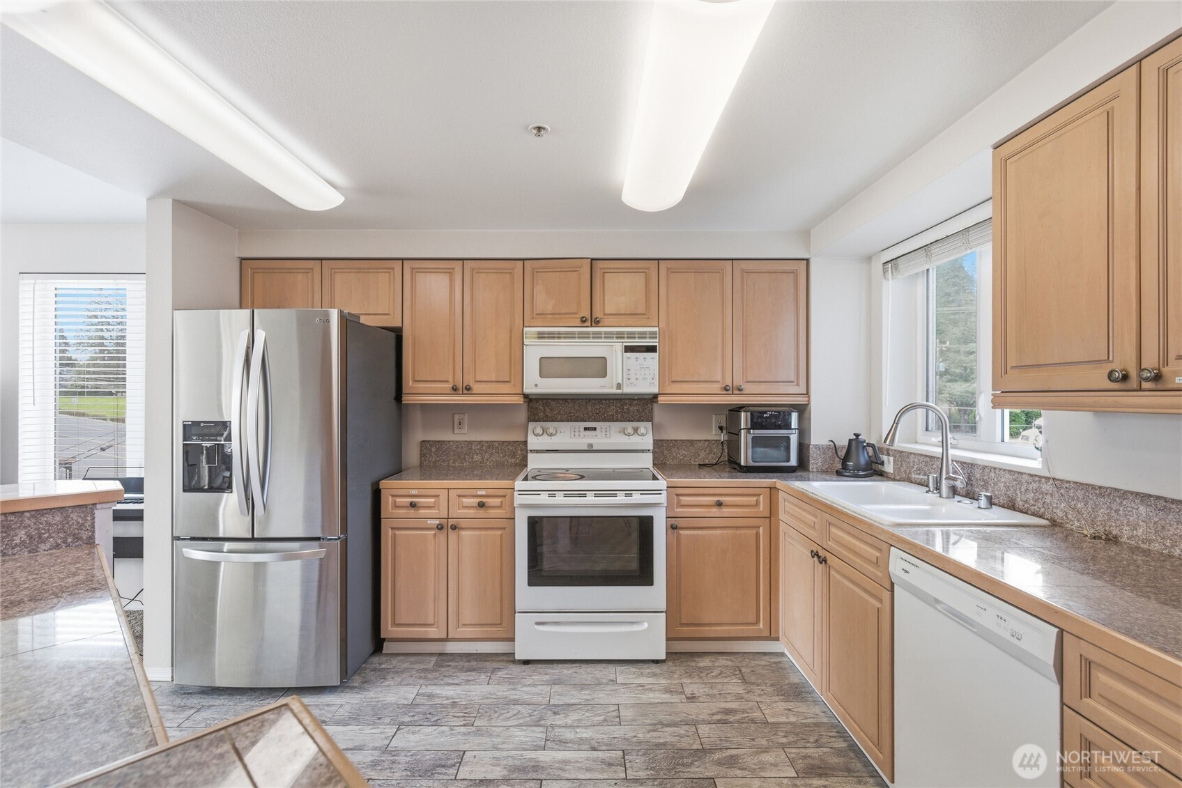 15020 Bothell Way NE Lake Forest Park WA 98155