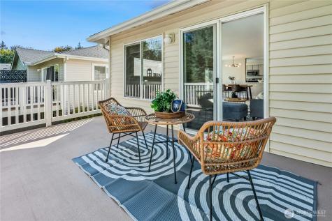 725 SW 115th Street SW Everett WA 98204