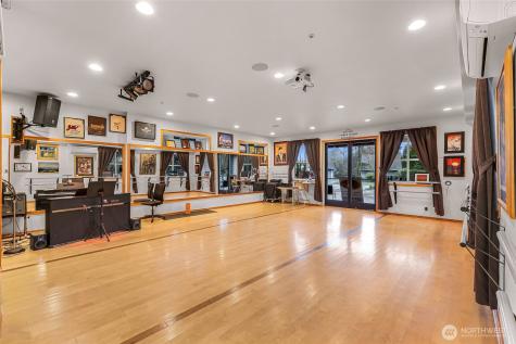 1095 Essex Street Camano Island WA 98282