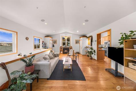 1095 Essex Street Camano Island WA 98282
