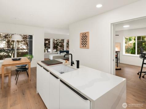 1029 Belmont Avenue E Seattle WA 98102