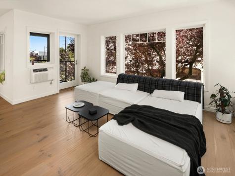 1029 Belmont Avenue E Seattle WA 98102