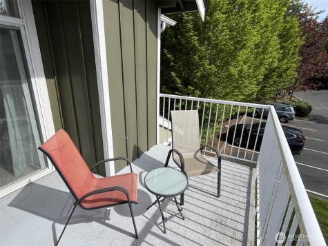 746 241st Lane SE Sammamish WA 98074