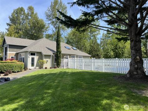 746 241st Lane SE Sammamish WA 98074