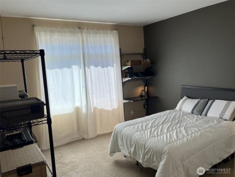 746 241st Lane SE Sammamish WA 98074
