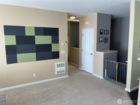 746 241st Lane SE Sammamish WA 98074