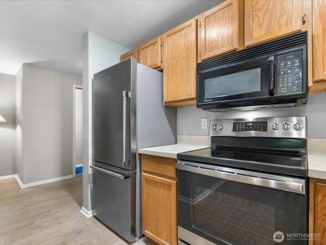 21227 76th Avenue W Edmonds WA 98026