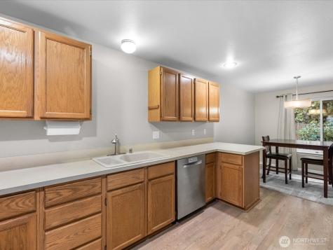 21227 76th Avenue W Edmonds WA 98026