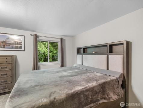 21227 76th Avenue W Edmonds WA 98026