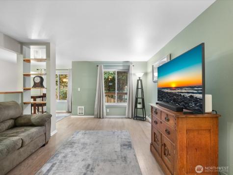 21227 76th Avenue W Edmonds WA 98026