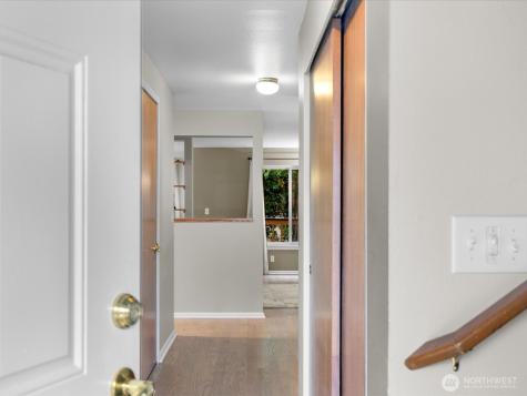 21227 76th Avenue W Edmonds WA 98026
