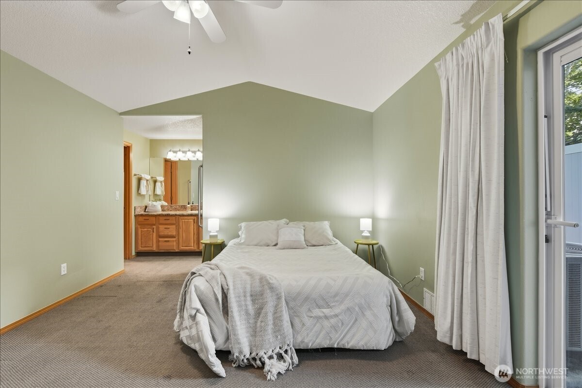 1608 SE 173rd Avenue Vancouver WA 98683