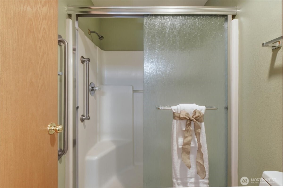 1608 SE 173rd Avenue Vancouver WA 98683