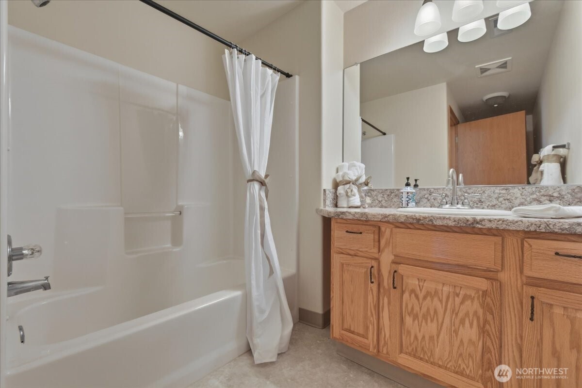 1608 SE 173rd Avenue Vancouver WA 98683