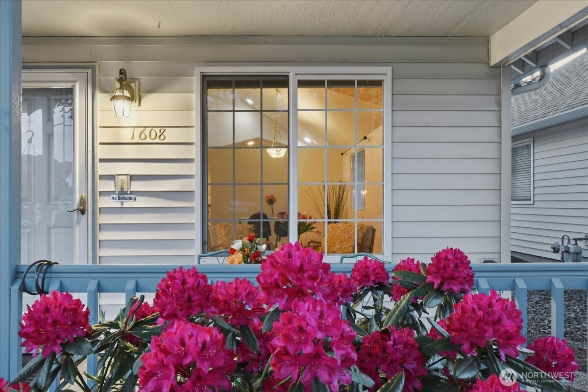 1608 SE 173rd Avenue Vancouver WA 98683