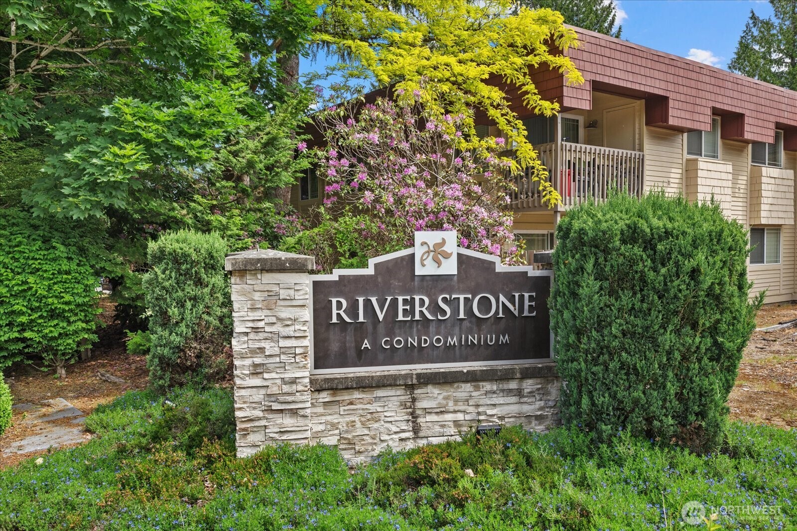 514 142nd Avenue SE Bellevue WA 98007