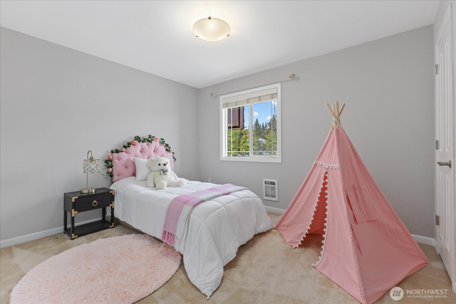 514 142nd Avenue SE Bellevue WA 98007