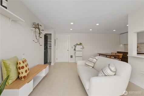 12056 15th Avenue NE Seattle WA 98125