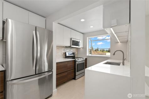 12056 15th Avenue NE Seattle WA 98125